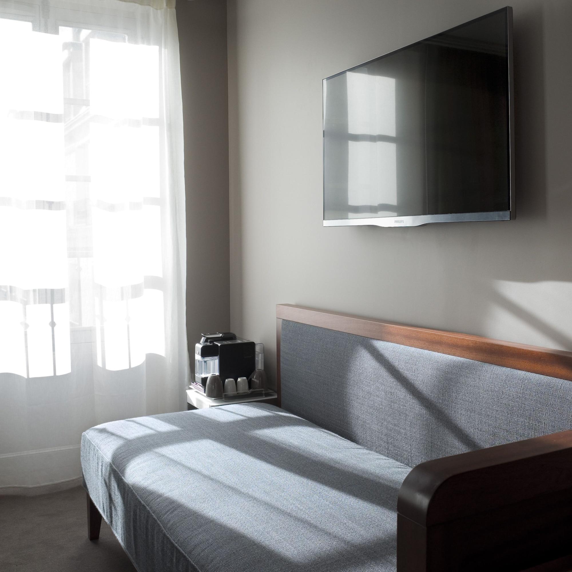 Hotel Saint Dominique Paryż Zewnętrze zdjęcie