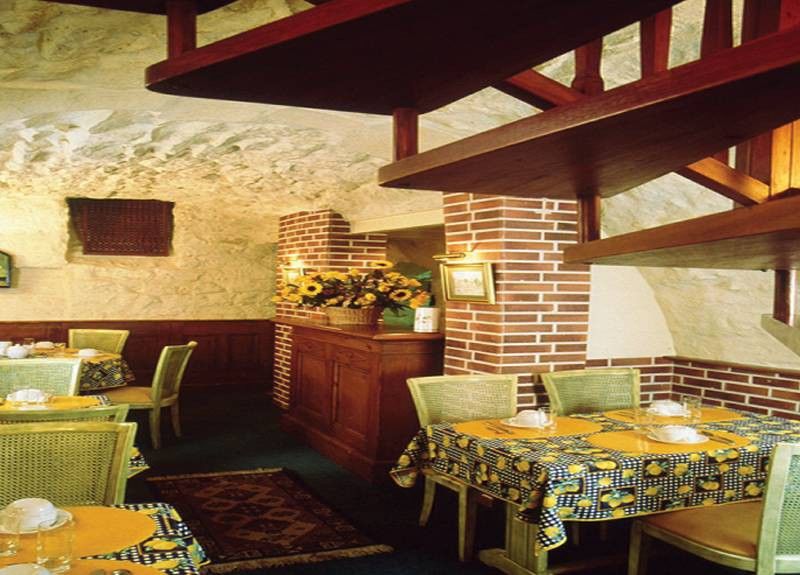 Hotel Saint Dominique Paryż Zewnętrze zdjęcie